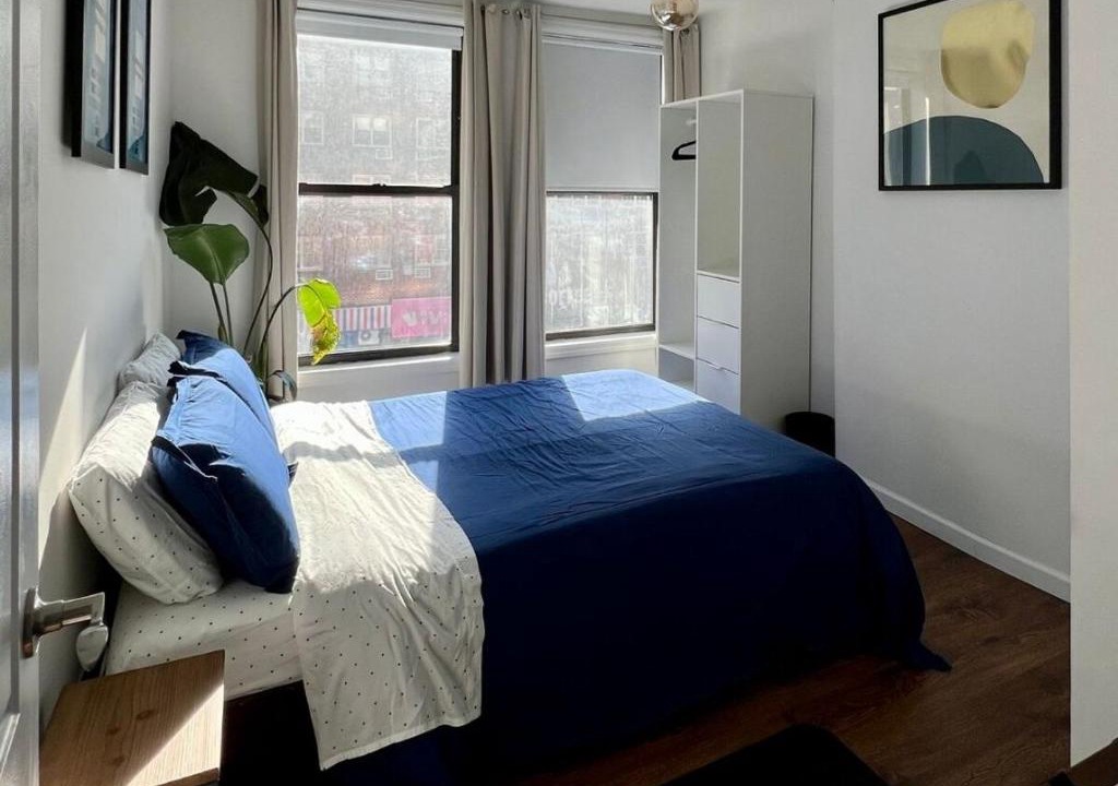 Photo of Bedroom in Midtown