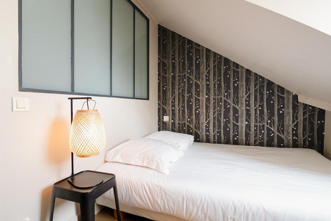 Photo of Bedroom in Saint-Merri