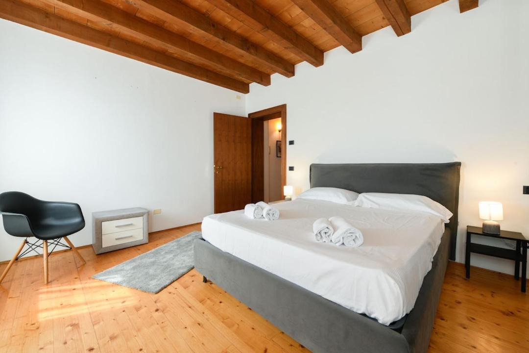 Photo of Bedroom in Colà Di Lazise