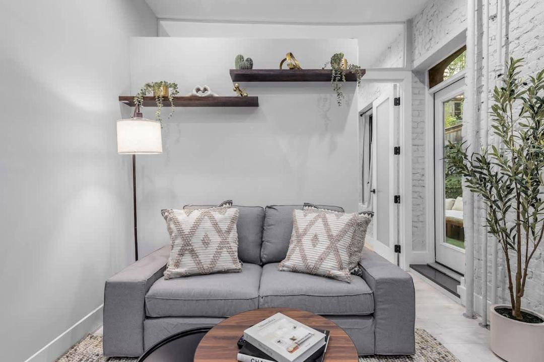 Photo of Livingroom in Bowery
