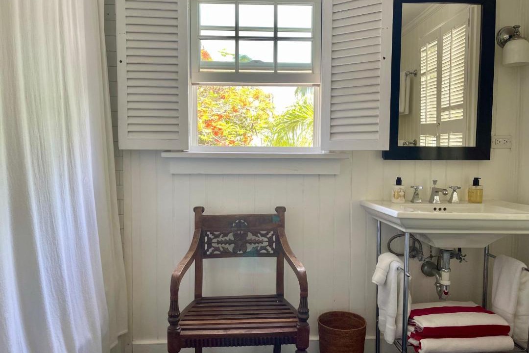 Photo of Bathroom in Dunmore Town