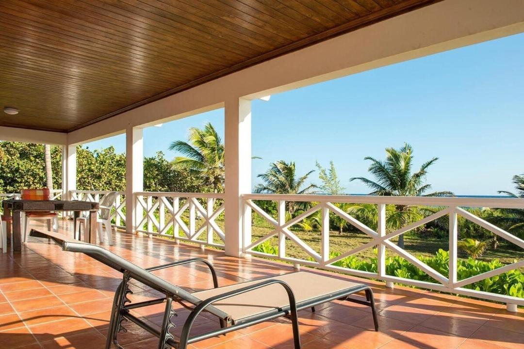 Photo of Patio Balcony in Governor's Harbour
