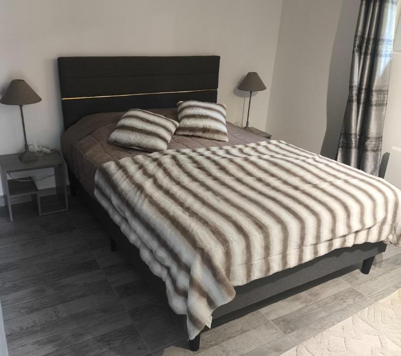 Photo of Bedroom in Le-Plessis-Trevise