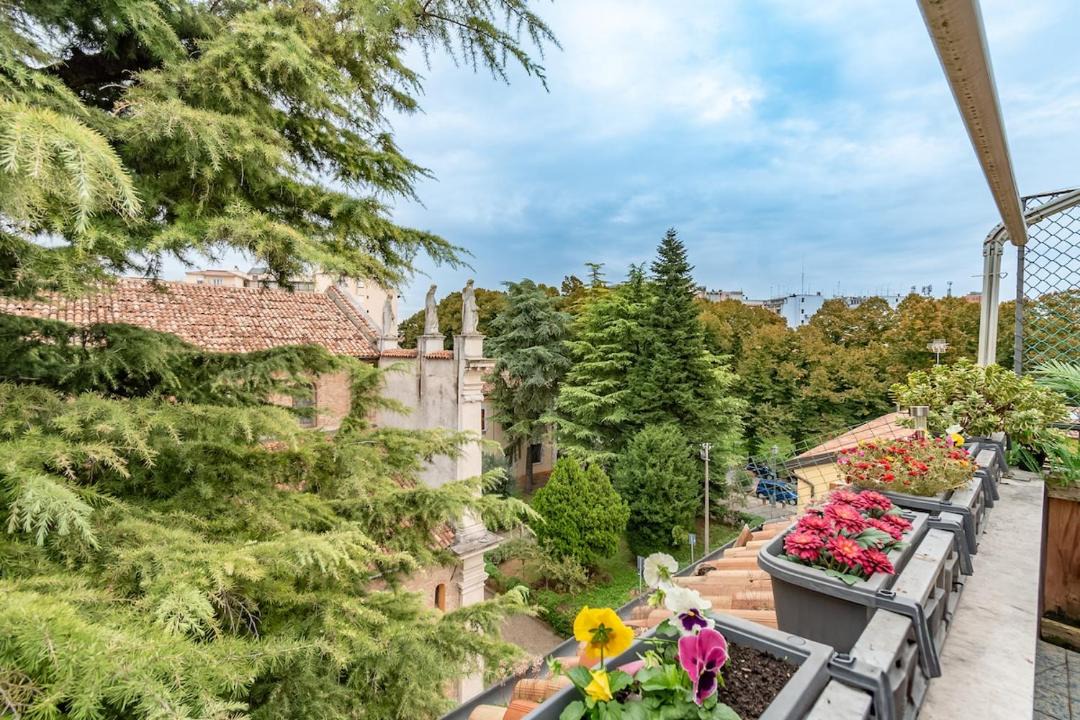 Photo of Patio Balcony in Historic Centre