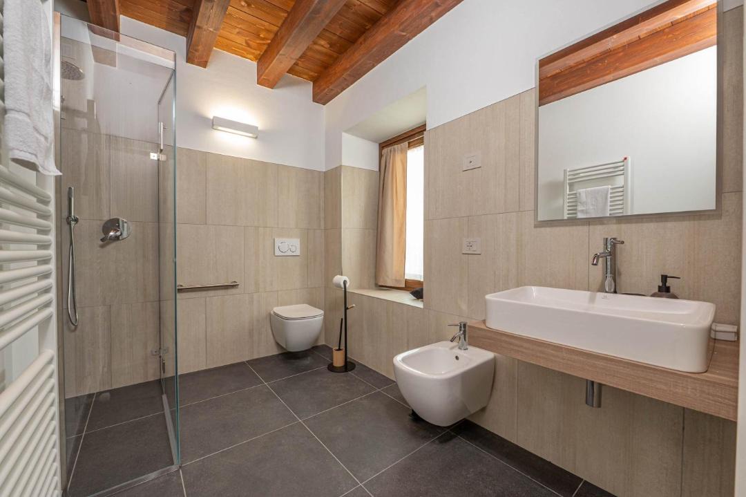 Photo of Bathroom in Valgatara