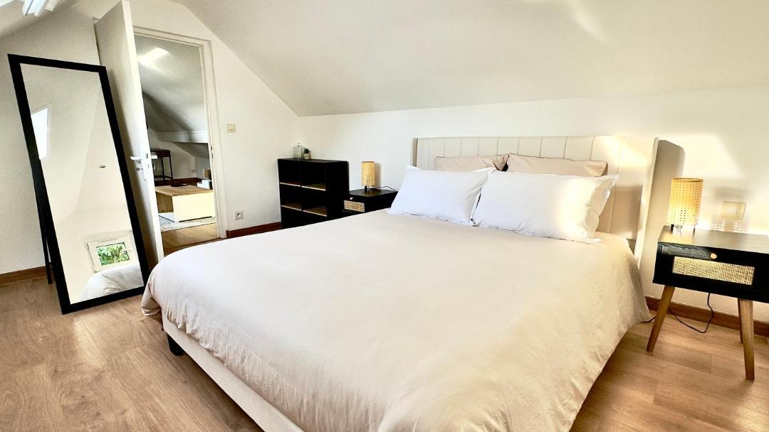 Photo of Bedroom in Antony