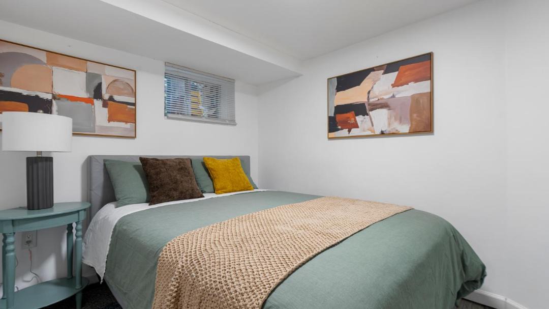 Photo of Bedroom in Manhattan Beach