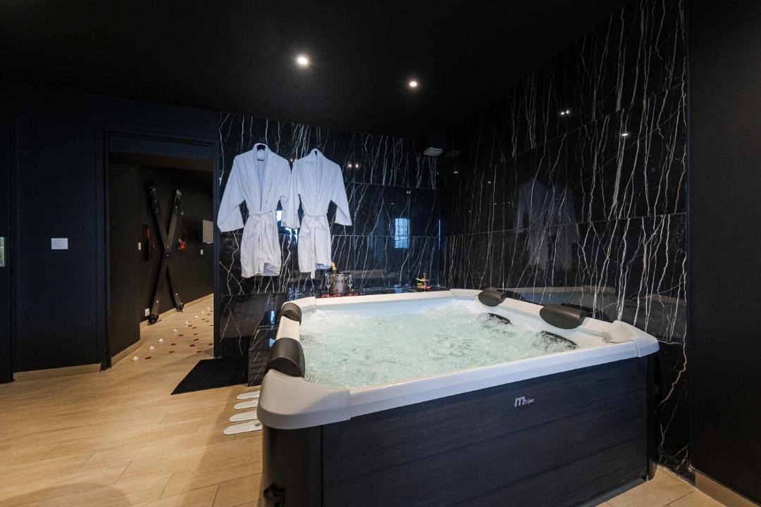 Photo of Bathroom in Villecresnes