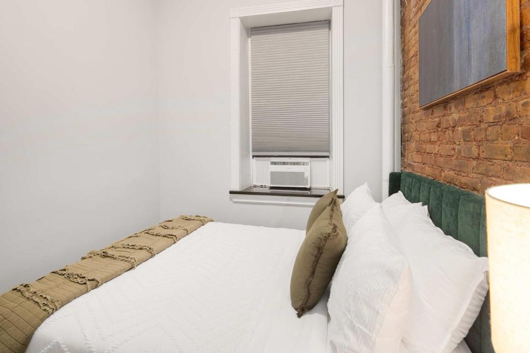 Photo of Bedroom in Bowery