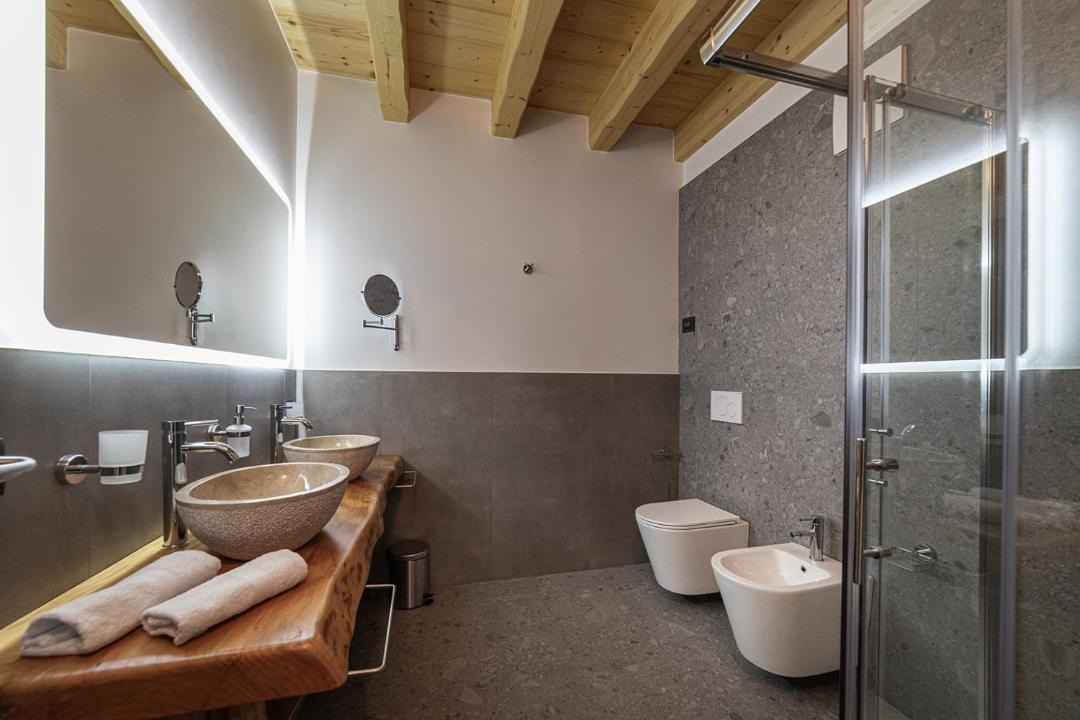 Photo of Bathroom in Lusiana