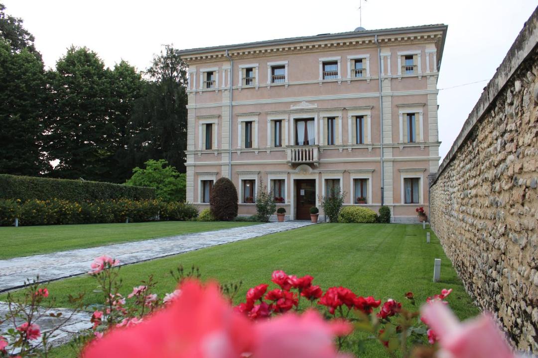 Photo of Others in Vazzola