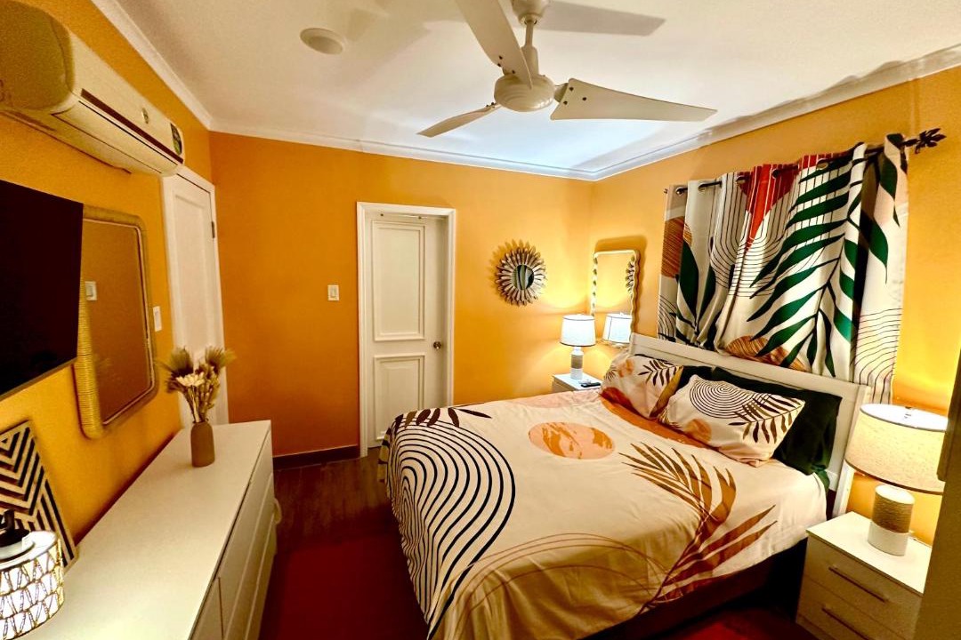 Photo of Bedroom in Orange Bay