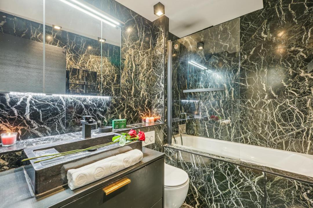 Photo of Bathroom in Quartier de la Monnaie