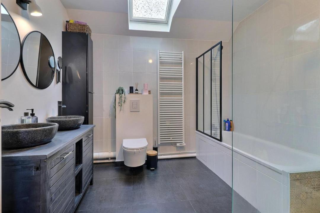 Photo of Bathroom in Guerard