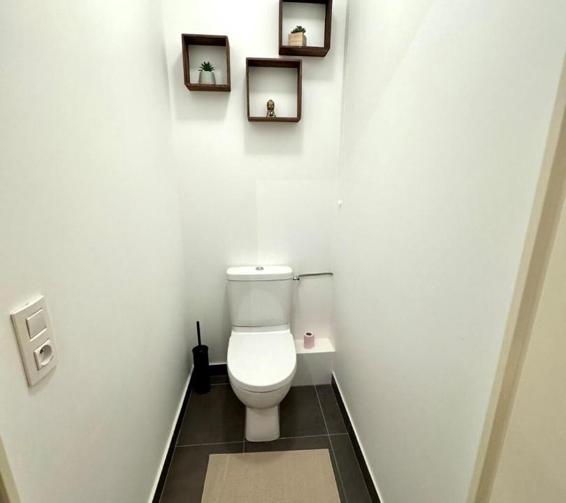 Photo of Bathroom in Le Plessis-Robinson