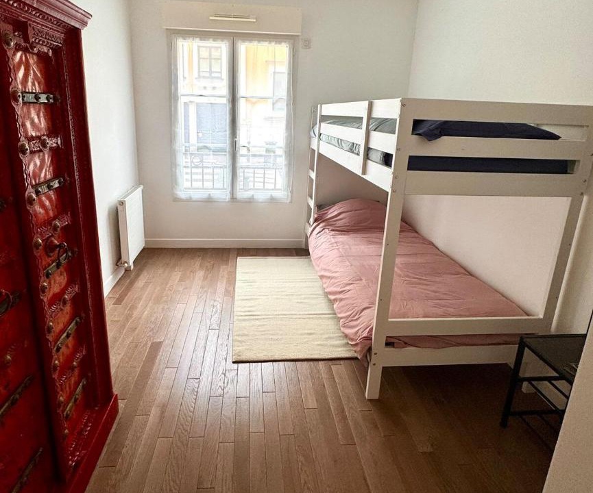 Photo of Bedroom in Le Plessis-Robinson