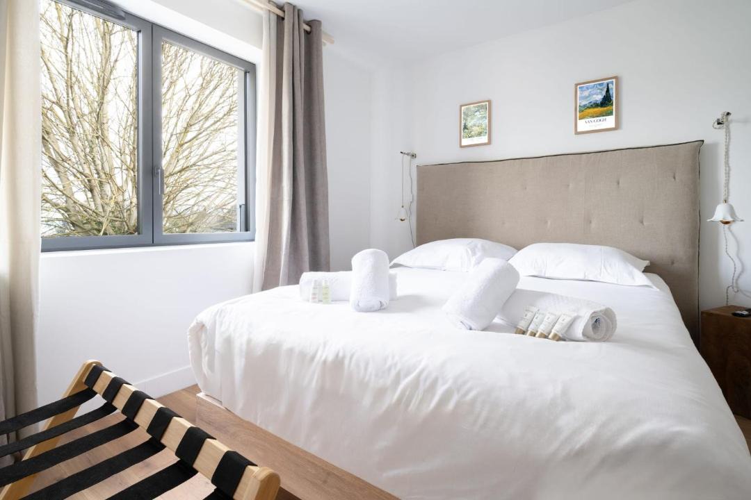 Photo of Bedroom in Magny-le-Hongre