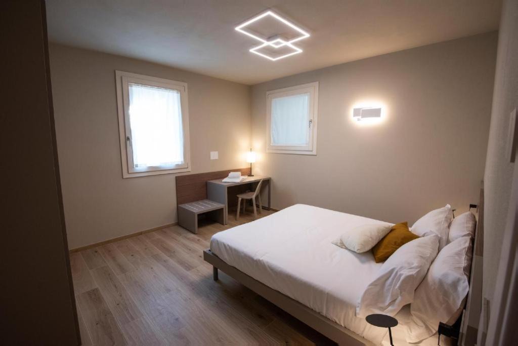 Photo of Bedroom in Miane