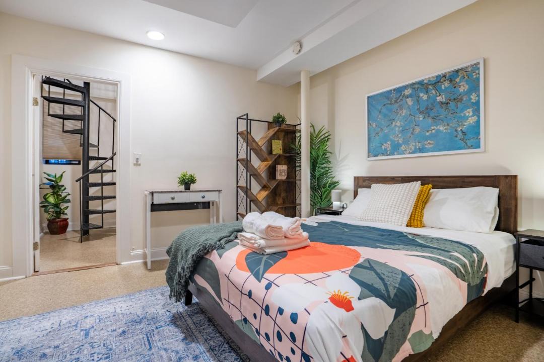 Photo of Bedroom in Manhattan Valley