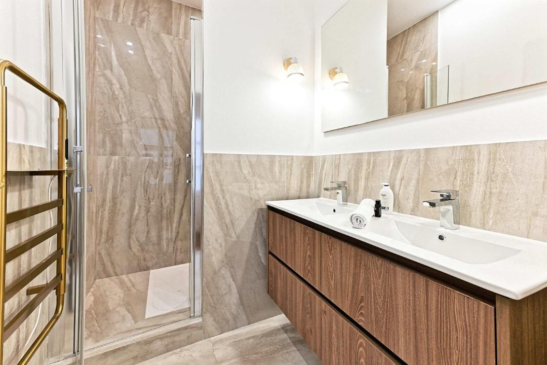 Photo of Bathroom in Quartier de Rochechouart
