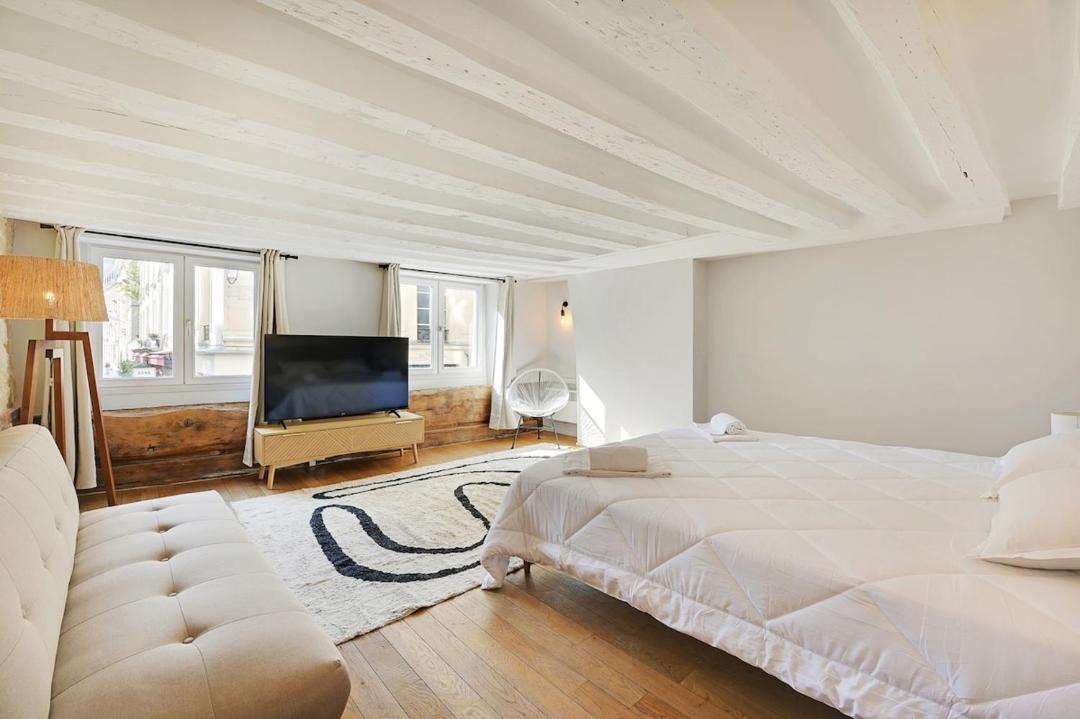 Photo of Bedroom in Saint-Germain-des-Pres