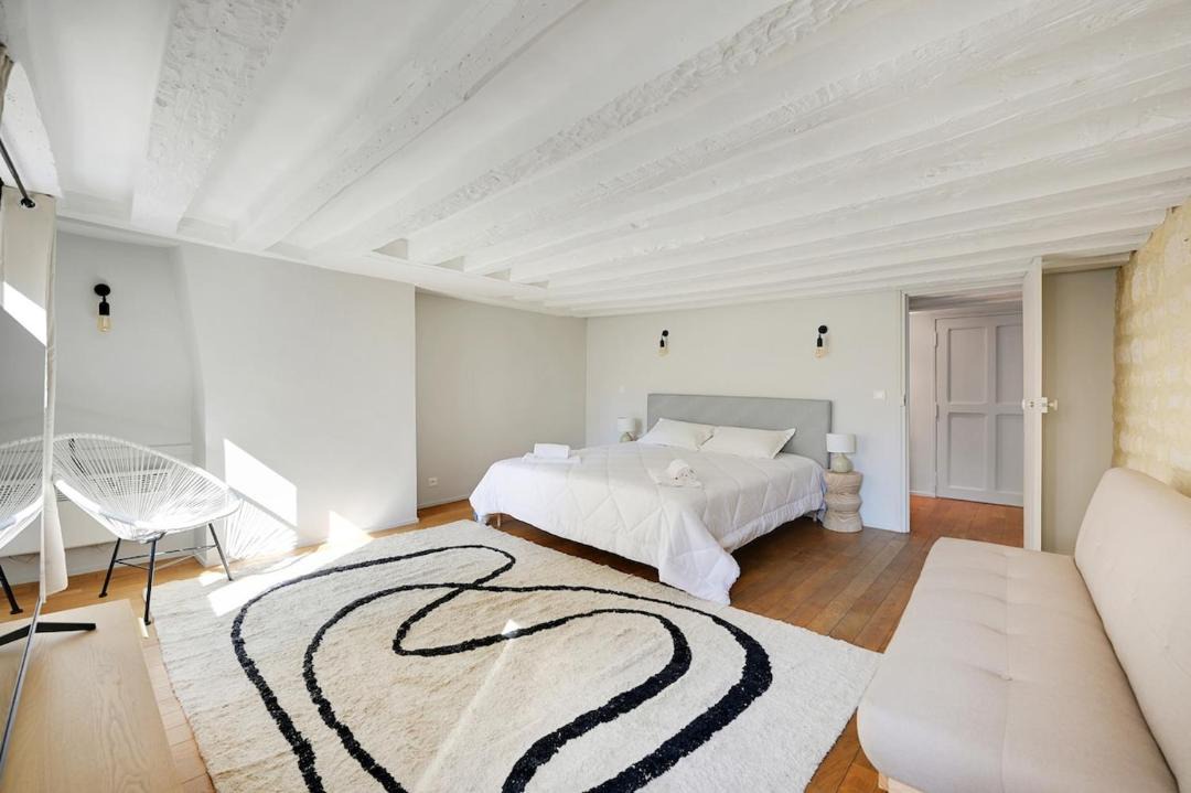 Photo of Bedroom in Saint-Germain-des-Pres