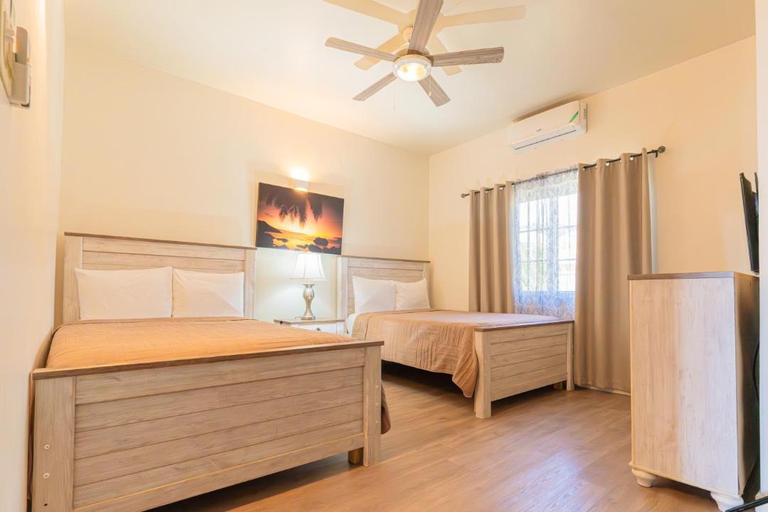Photo of Bedroom in Whitehouse