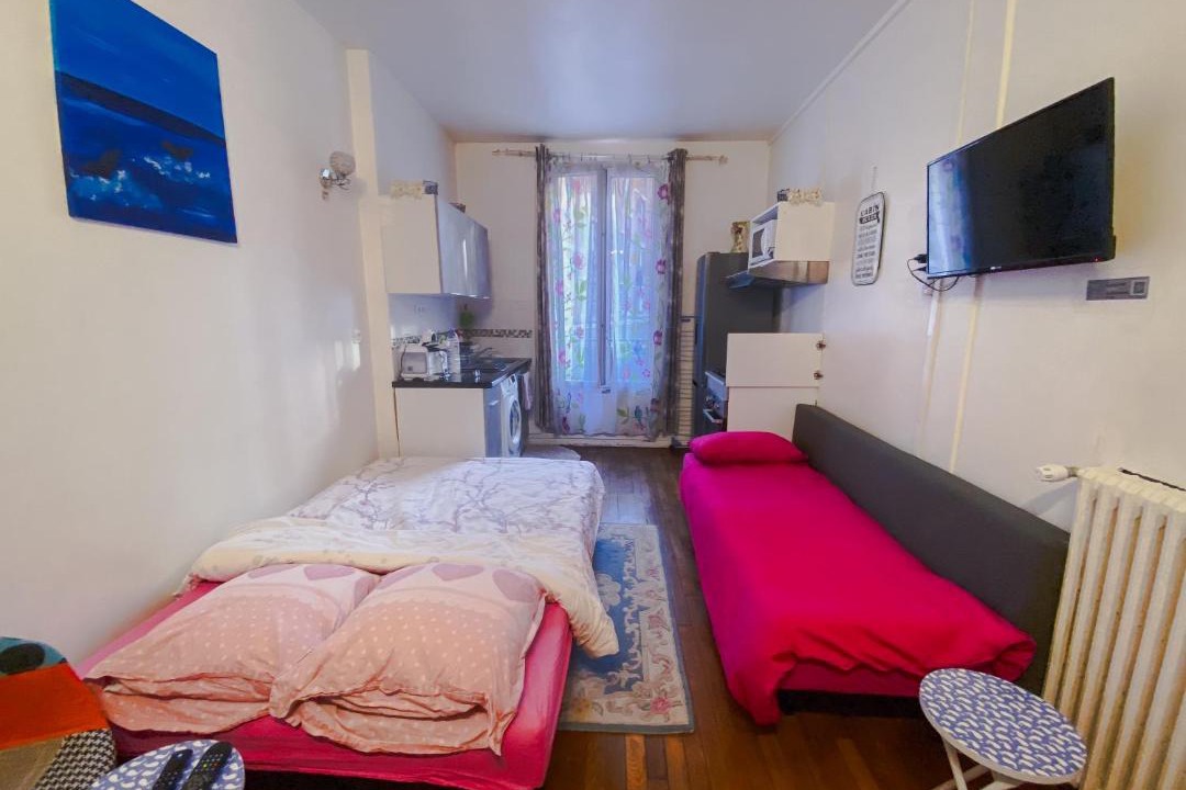 Photo of Bedroom in Clichy