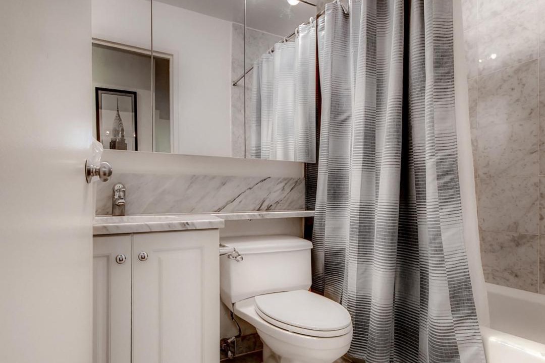 Photo of Bathroom in Central Park South