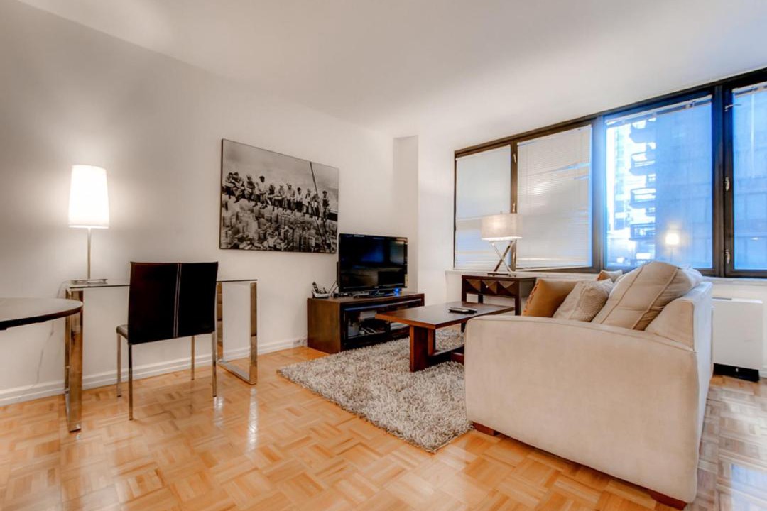 Photo of Livingroom in Central Park South