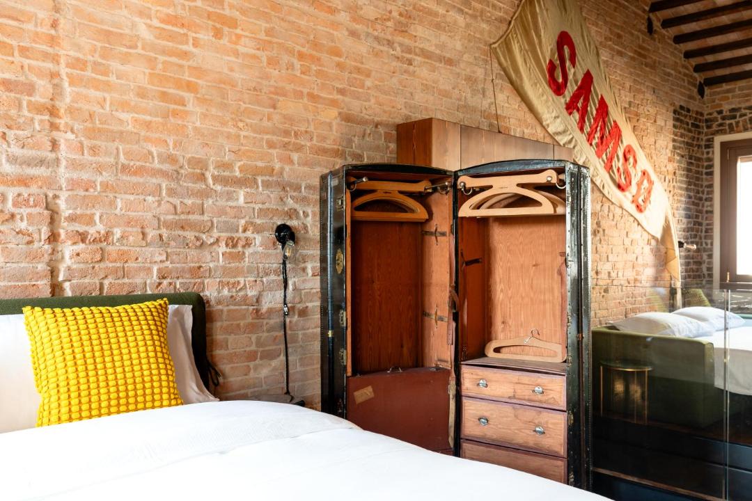 Photo of Bedroom in Longa