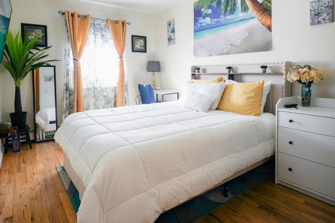 Photo of Bedroom in Canarsie