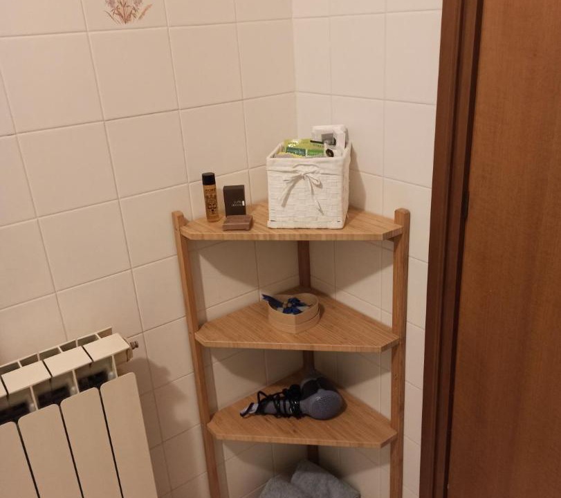 Photo of Bathroom in Navene