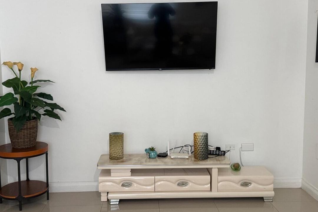Photo of Livingroom in Kingston