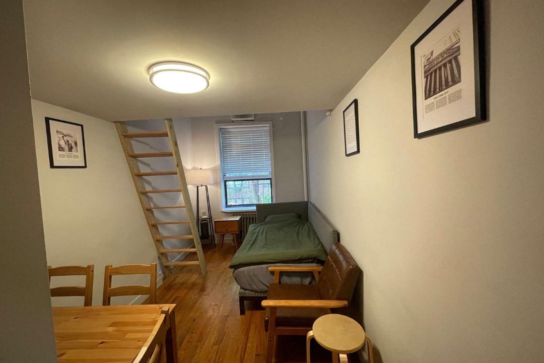 Photo of Bedroom in Gramercy