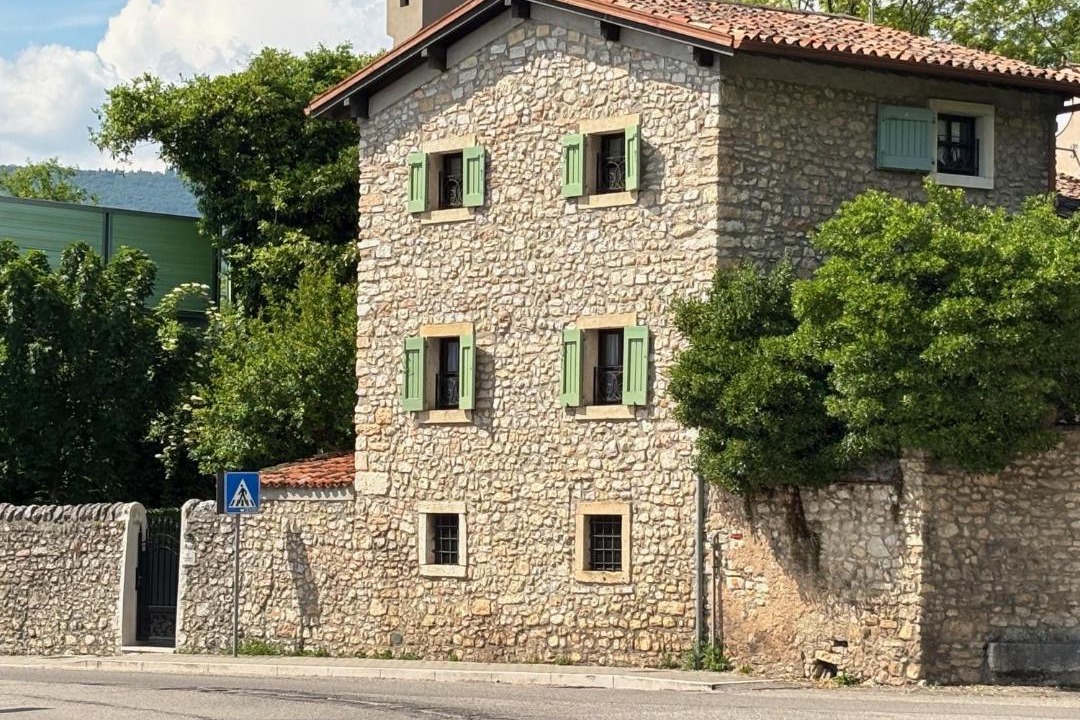 Photo of Buildings in Grezzana