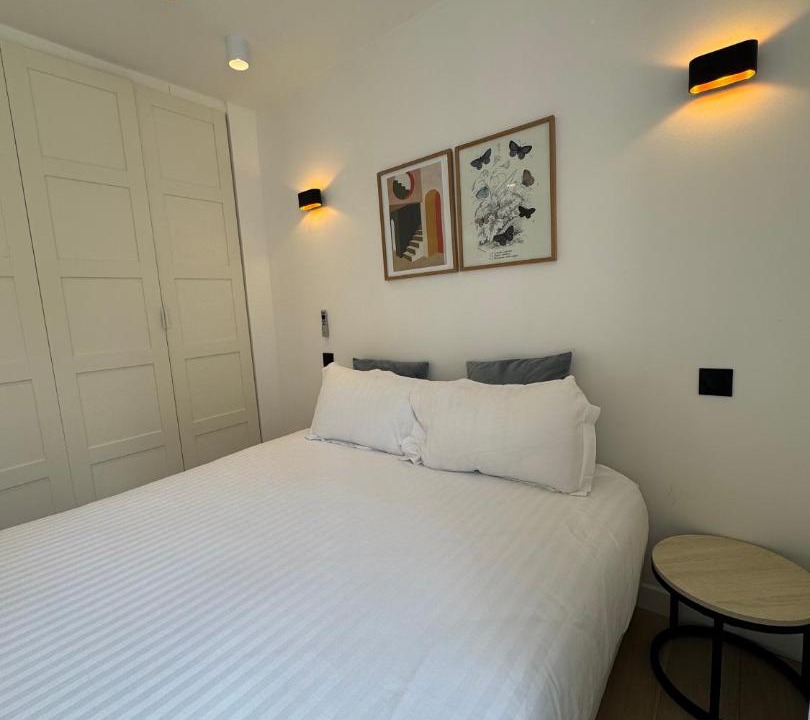 Photo of Bedroom in Val-de-Grace