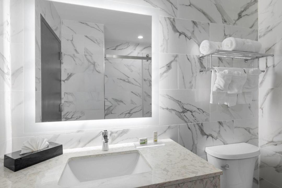 Photo of Bathroom in Midwood
