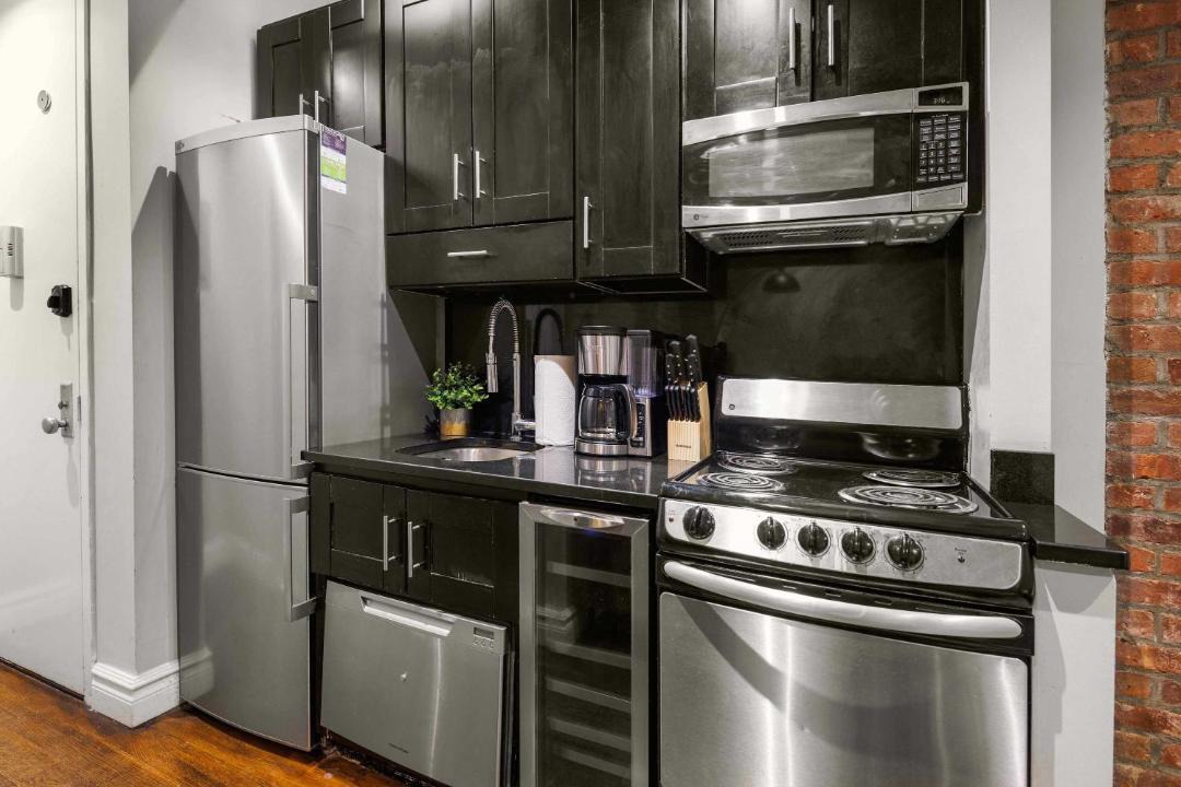 Photo of Kitchen in Tudor City