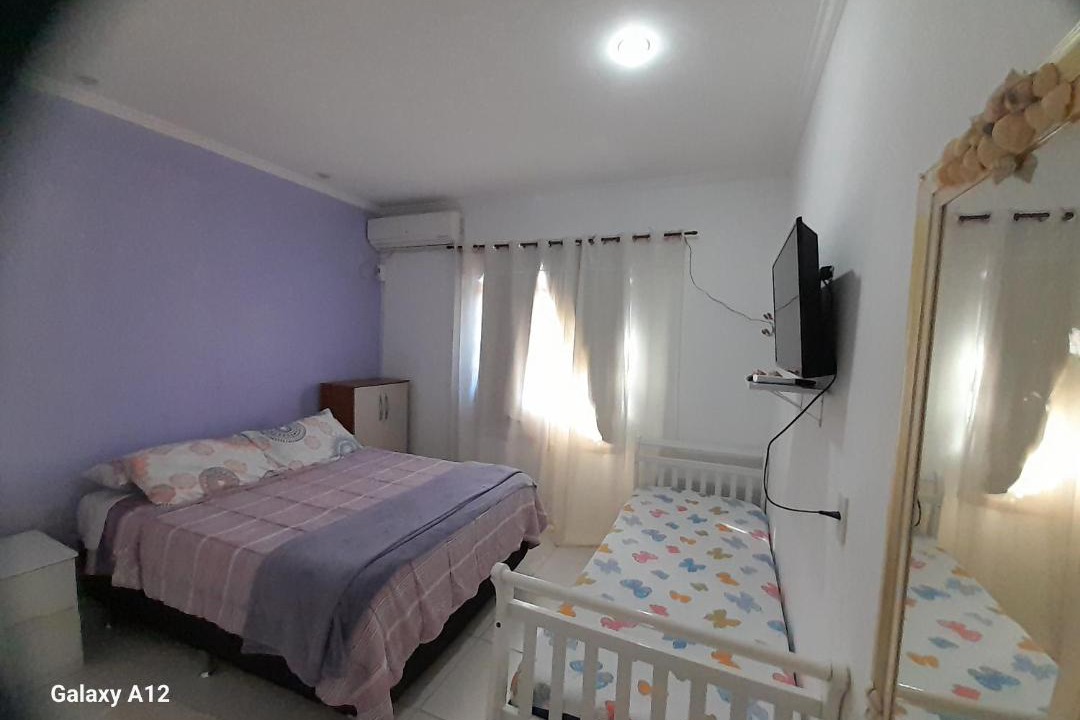 Photo of Bedroom in Frade