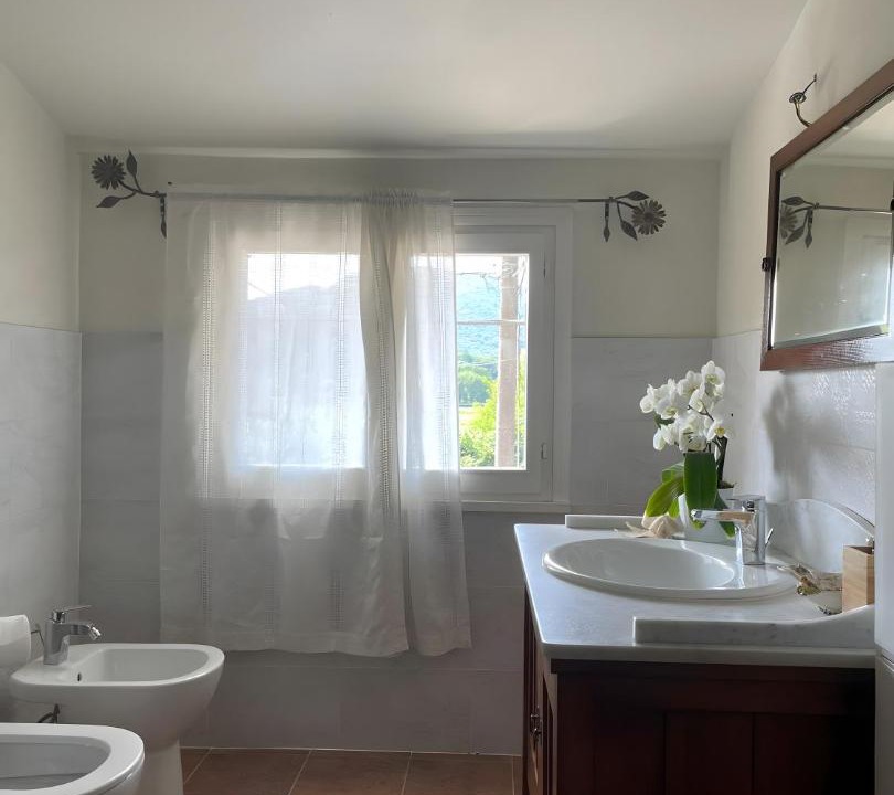 Photo of Bathroom in Torreglia