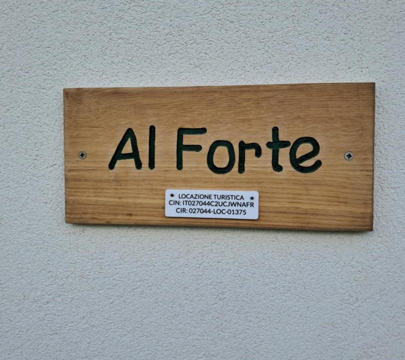 Photo of Others in Ghetto Case Gottardo