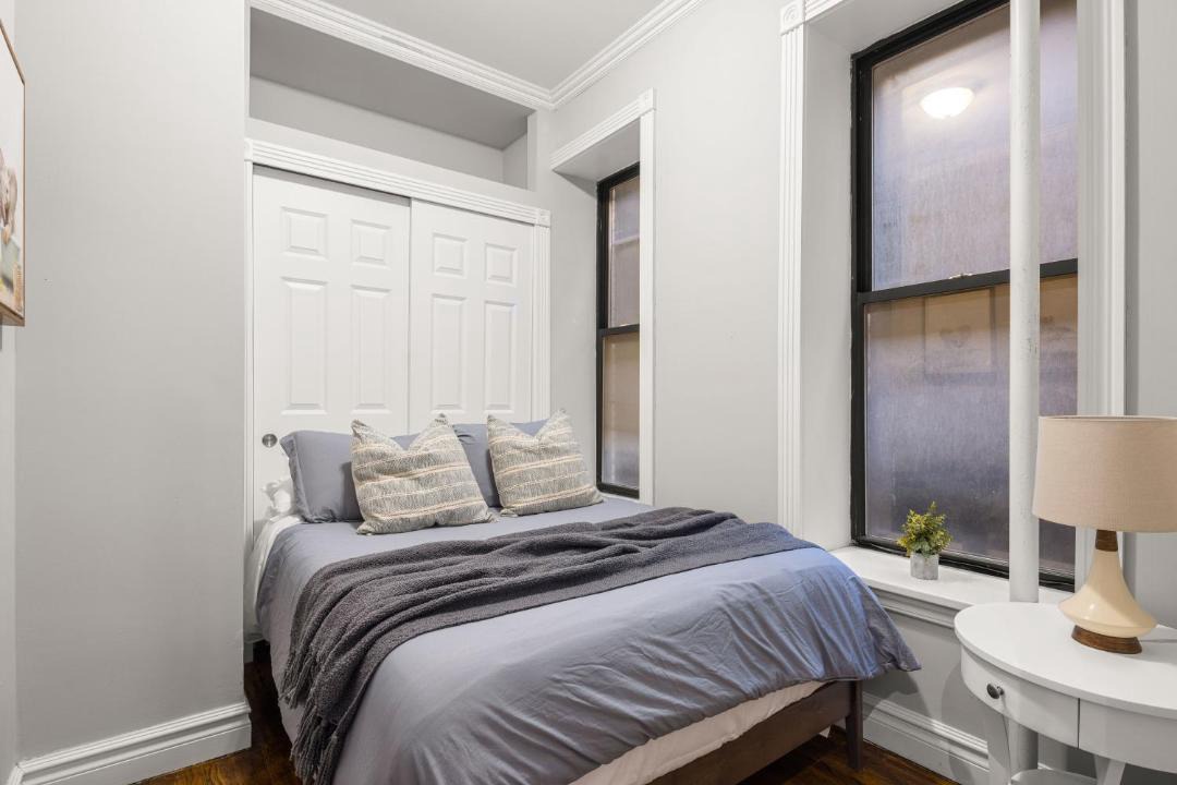 Photo of Bedroom in Bowery