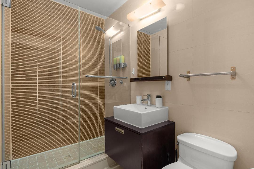 Photo of Bathroom in Midtown West