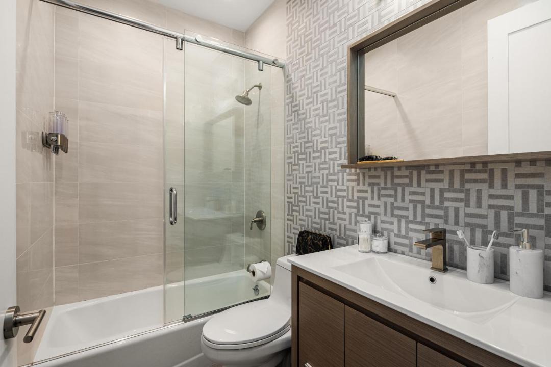 Photo of Bathroom in East Harlem