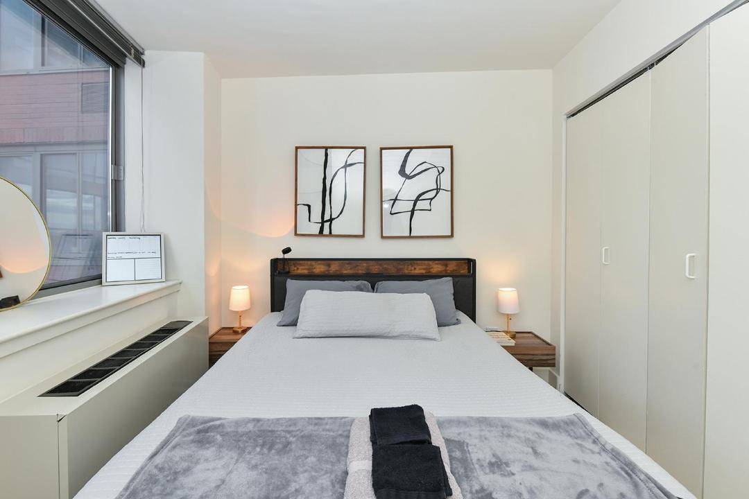 Photo of Bedroom in Midtown West