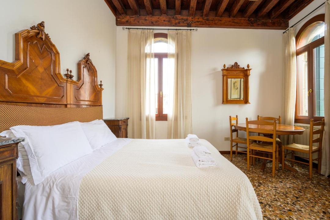 Photo of Bedroom in Dorsoduro