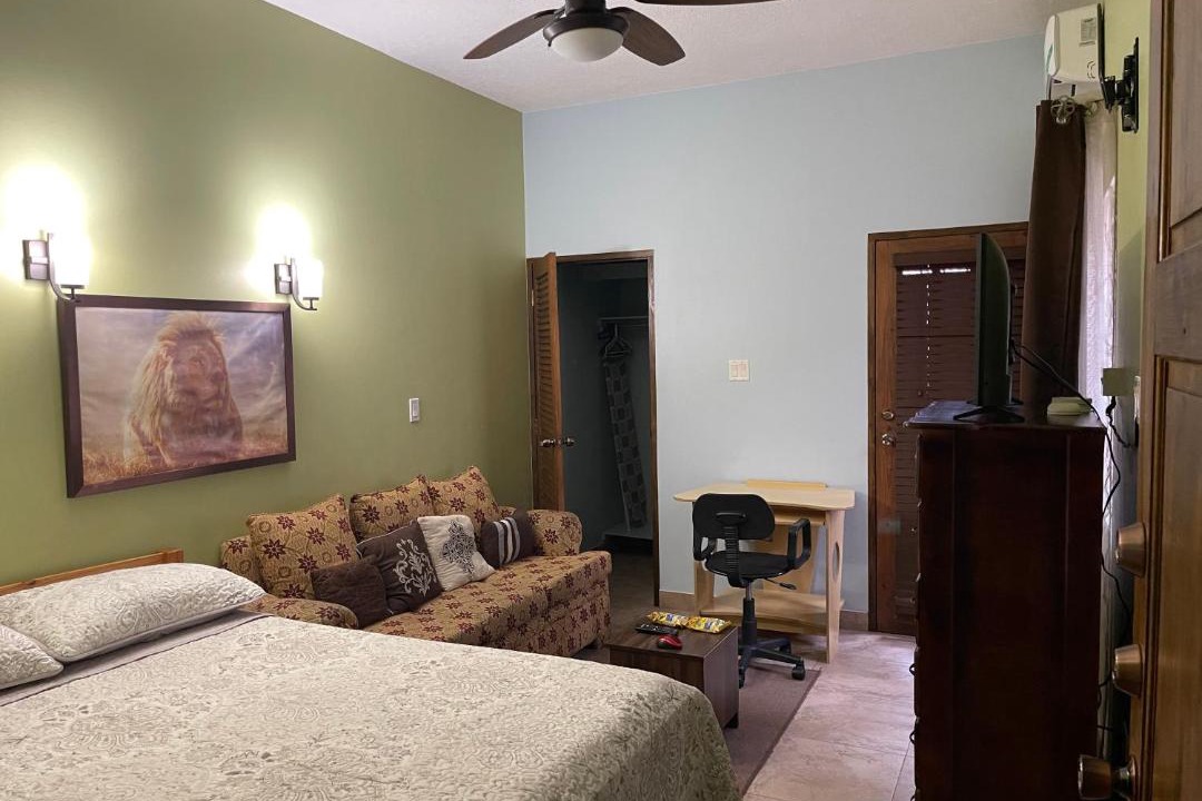 Photo of Bedroom in Molynes Gardens