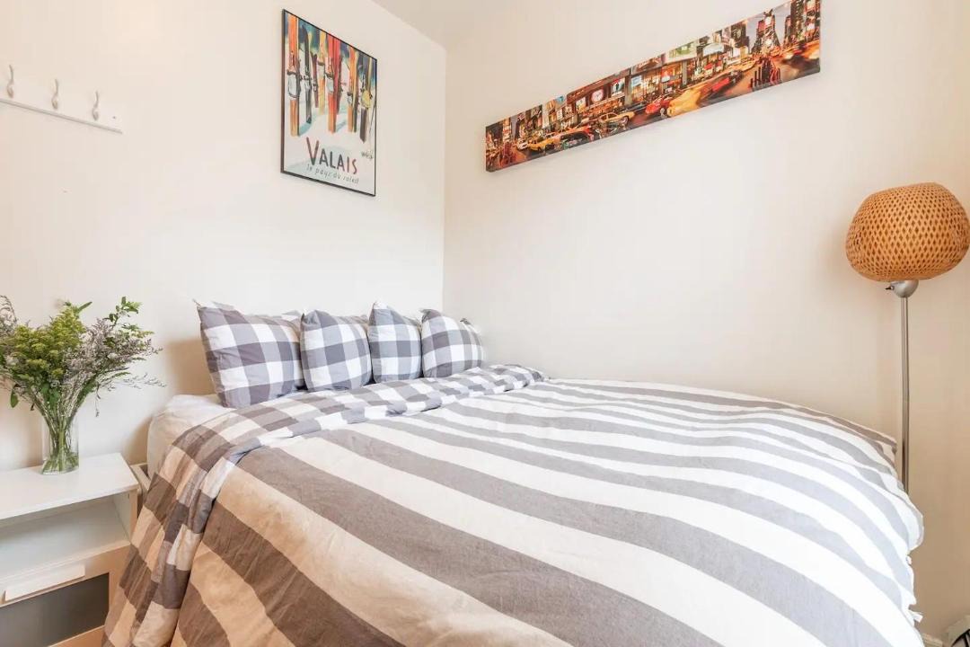 Photo of Bedroom in Lower East Side