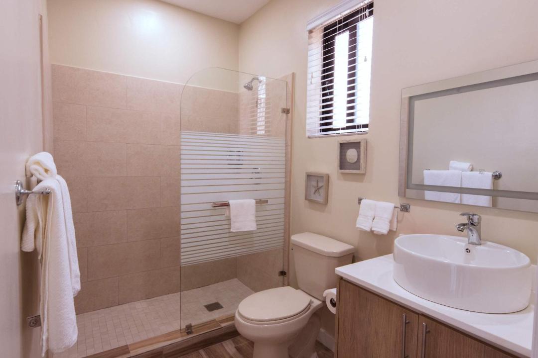 Photo of Bathroom in Leeward Settlement